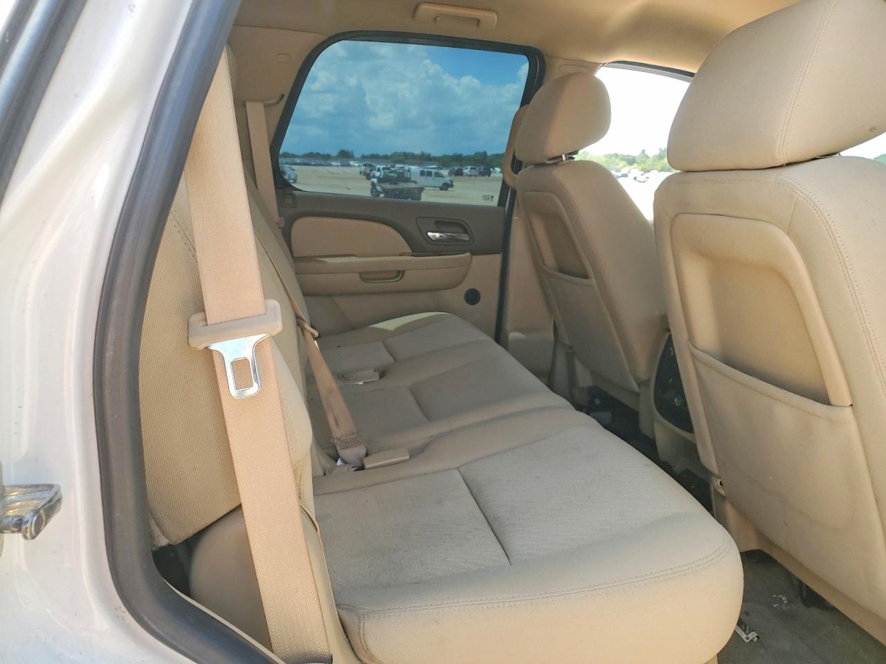 Chevrolet Tahoe C1500 Ls