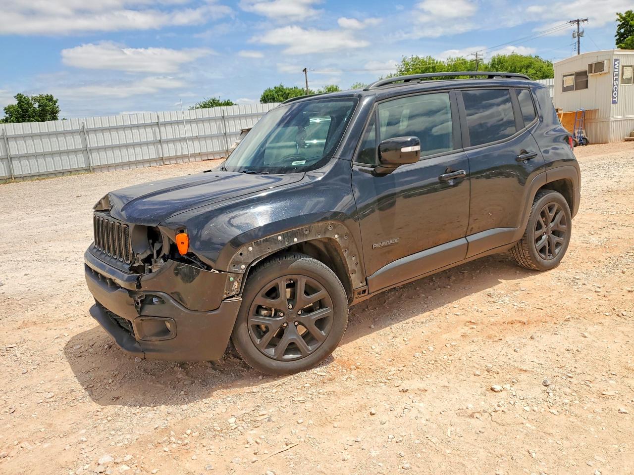 Salvage Jeep Renegade Image