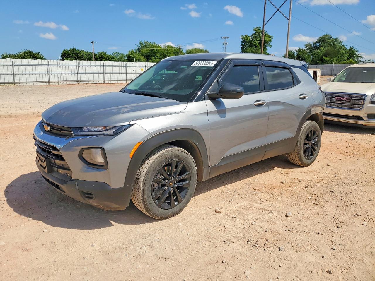 Salvage Chevrolet Trailblaze Image