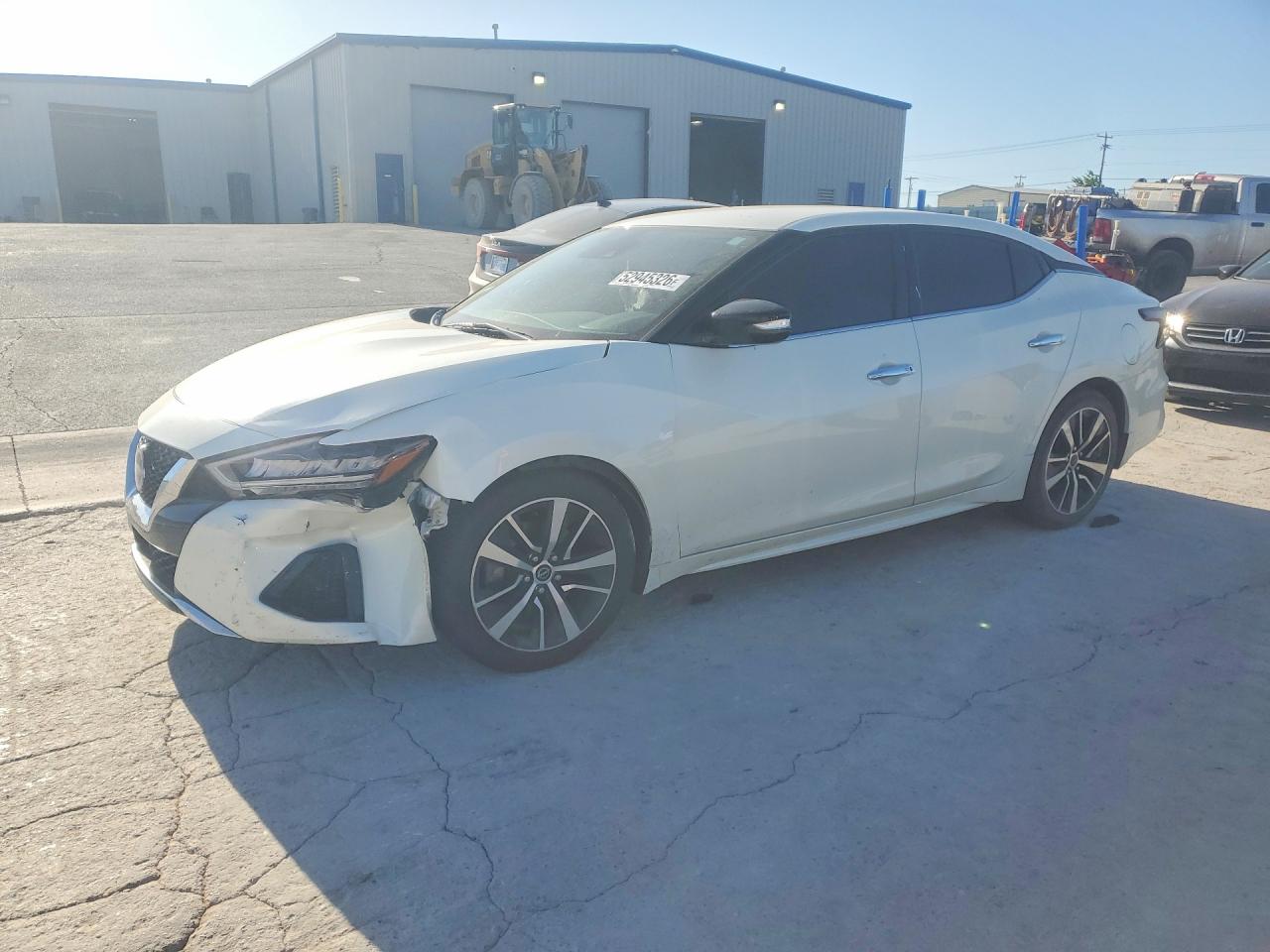 Salvage Nissan Maxima Image