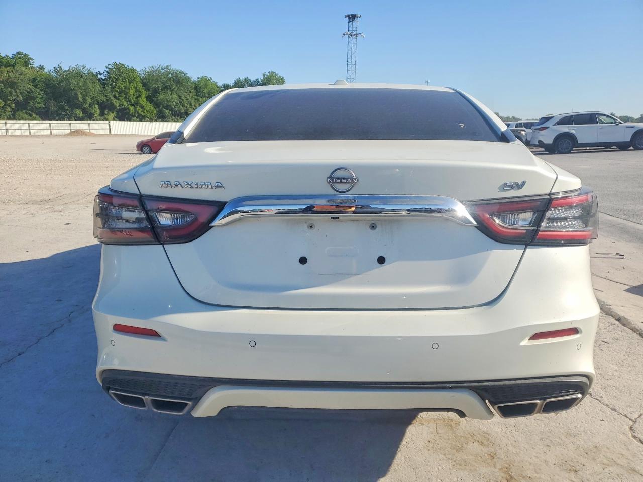 Nissan Maxima Sv