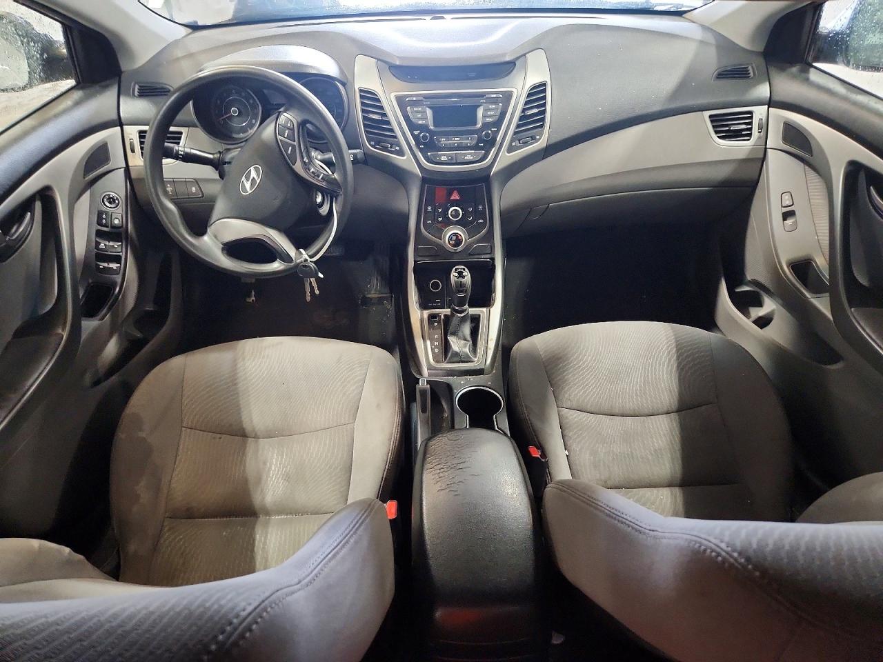 Hyundai ELANTRA Se
