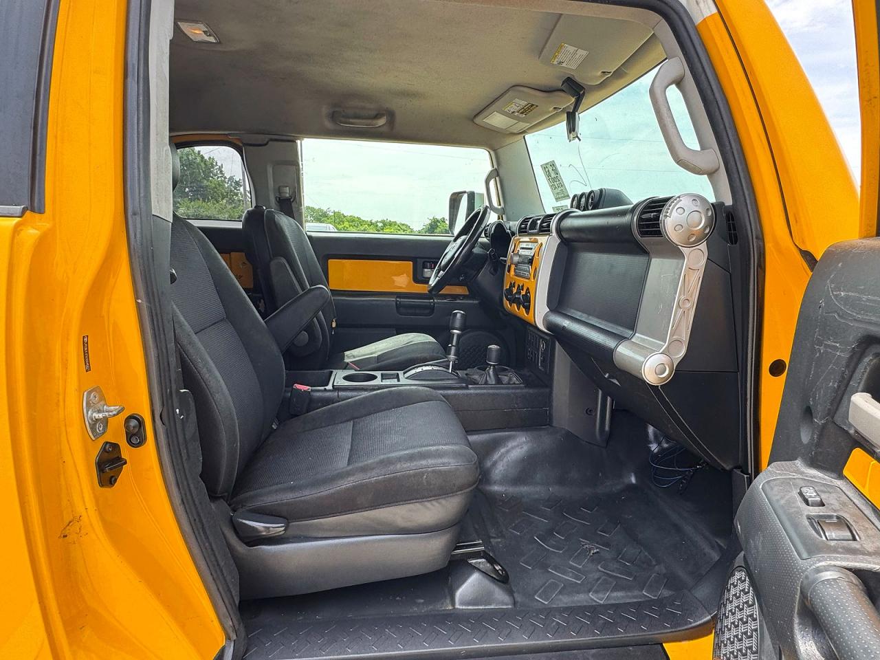 Toyota FJ Cruiser Base