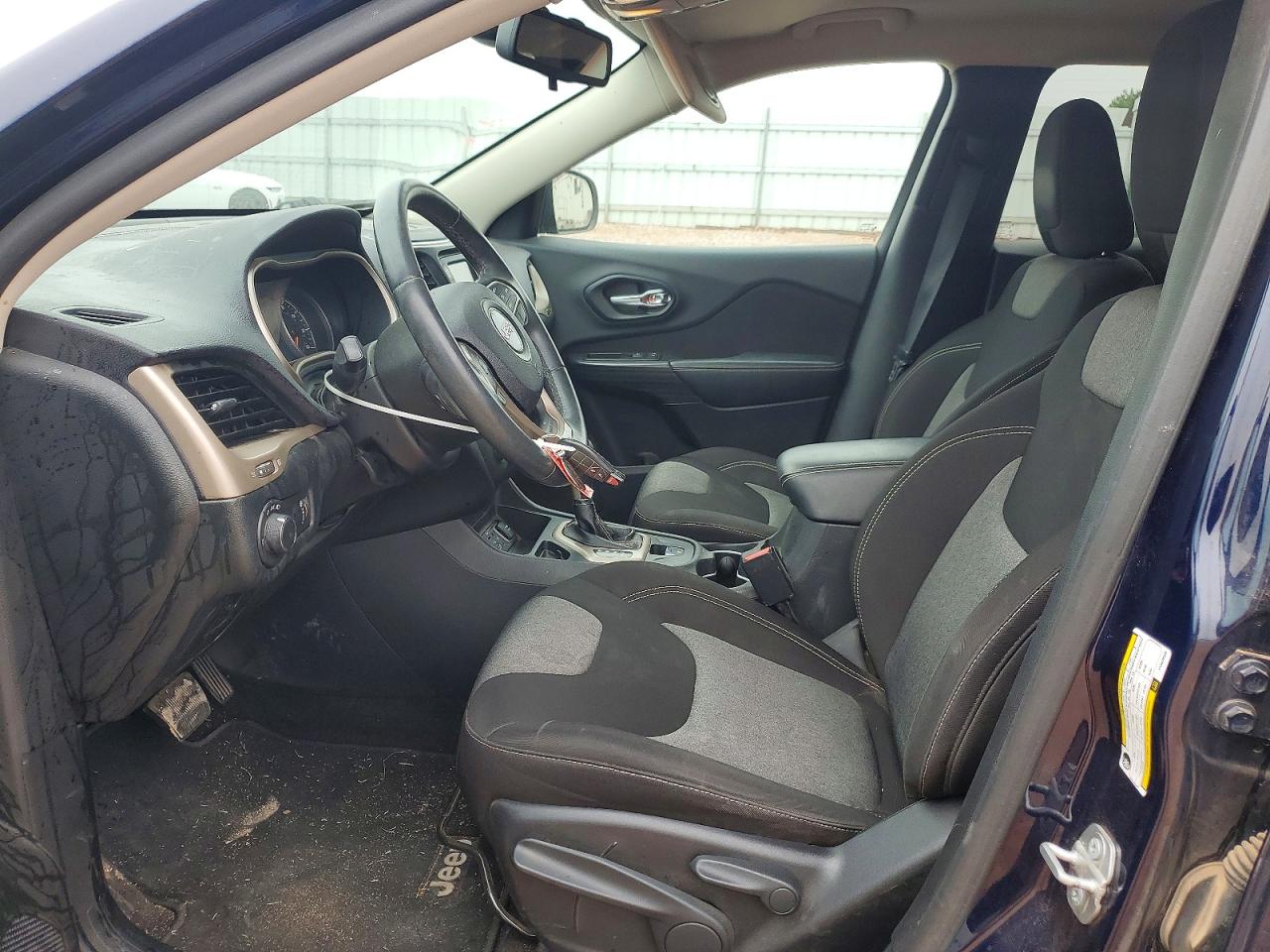 Jeep Cherokee Sport