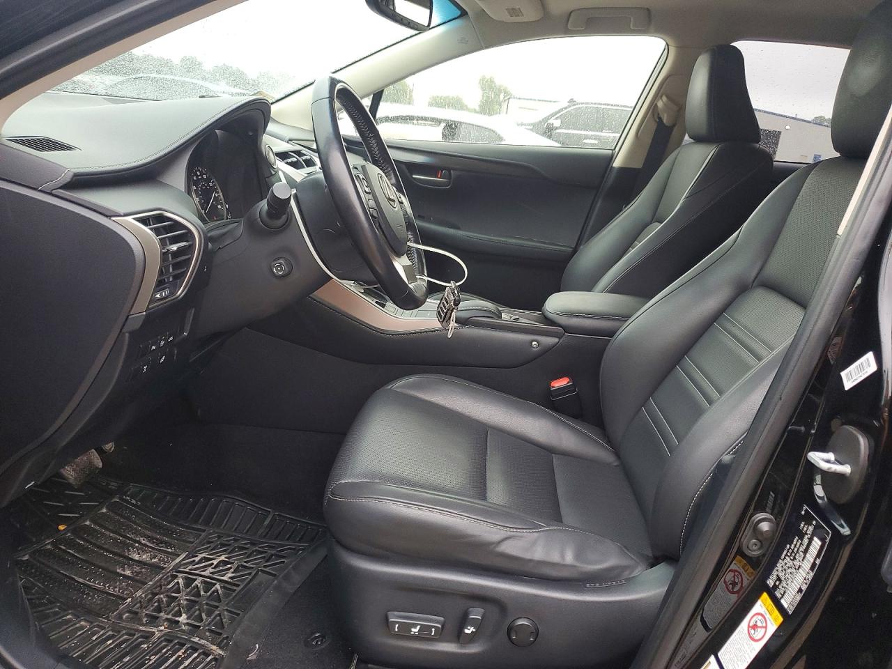 Lexus NX 200t