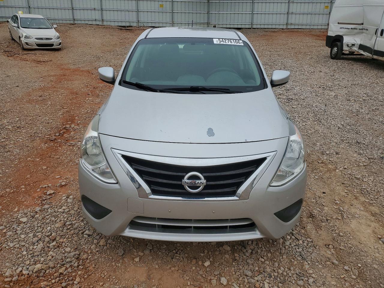 Nissan Versa Sv