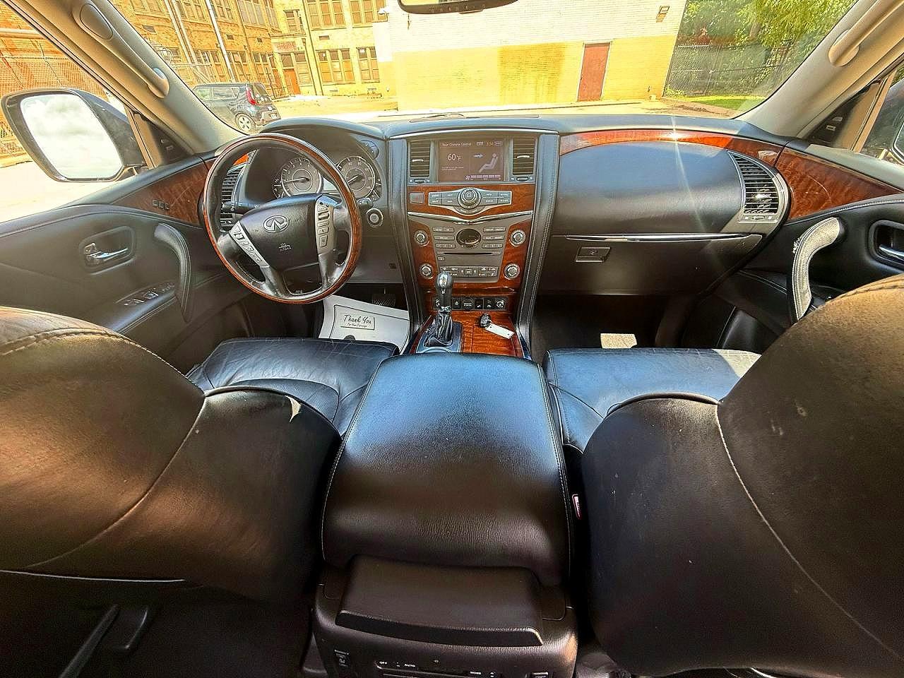 INFINITI Qx Base