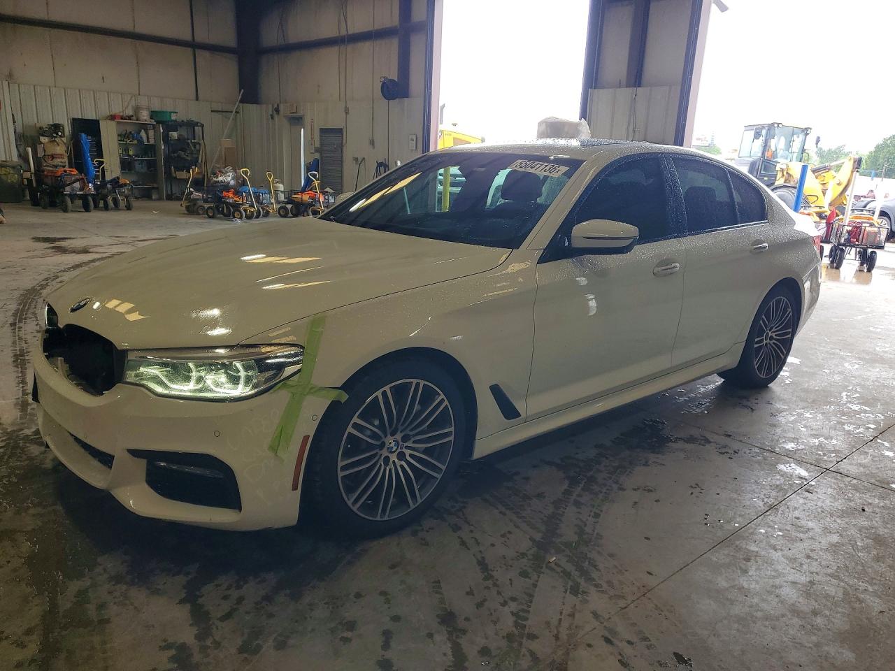 Salvage BMW 5 Series Image