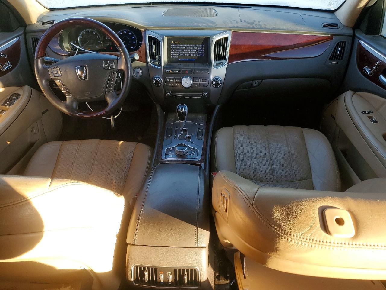 Hyundai Equus Signature
