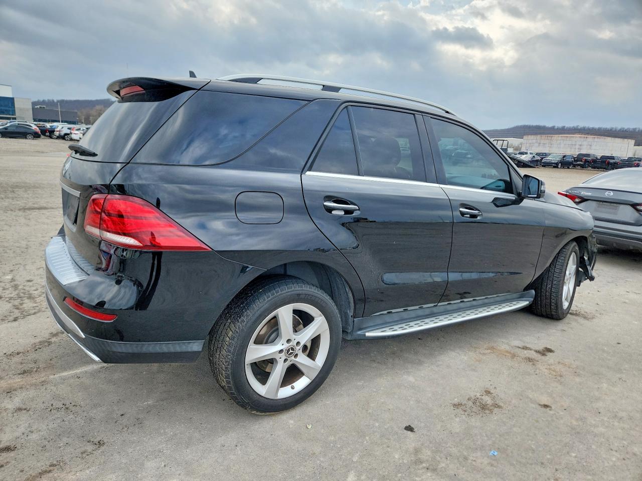Mercedes-Benz GLE 350