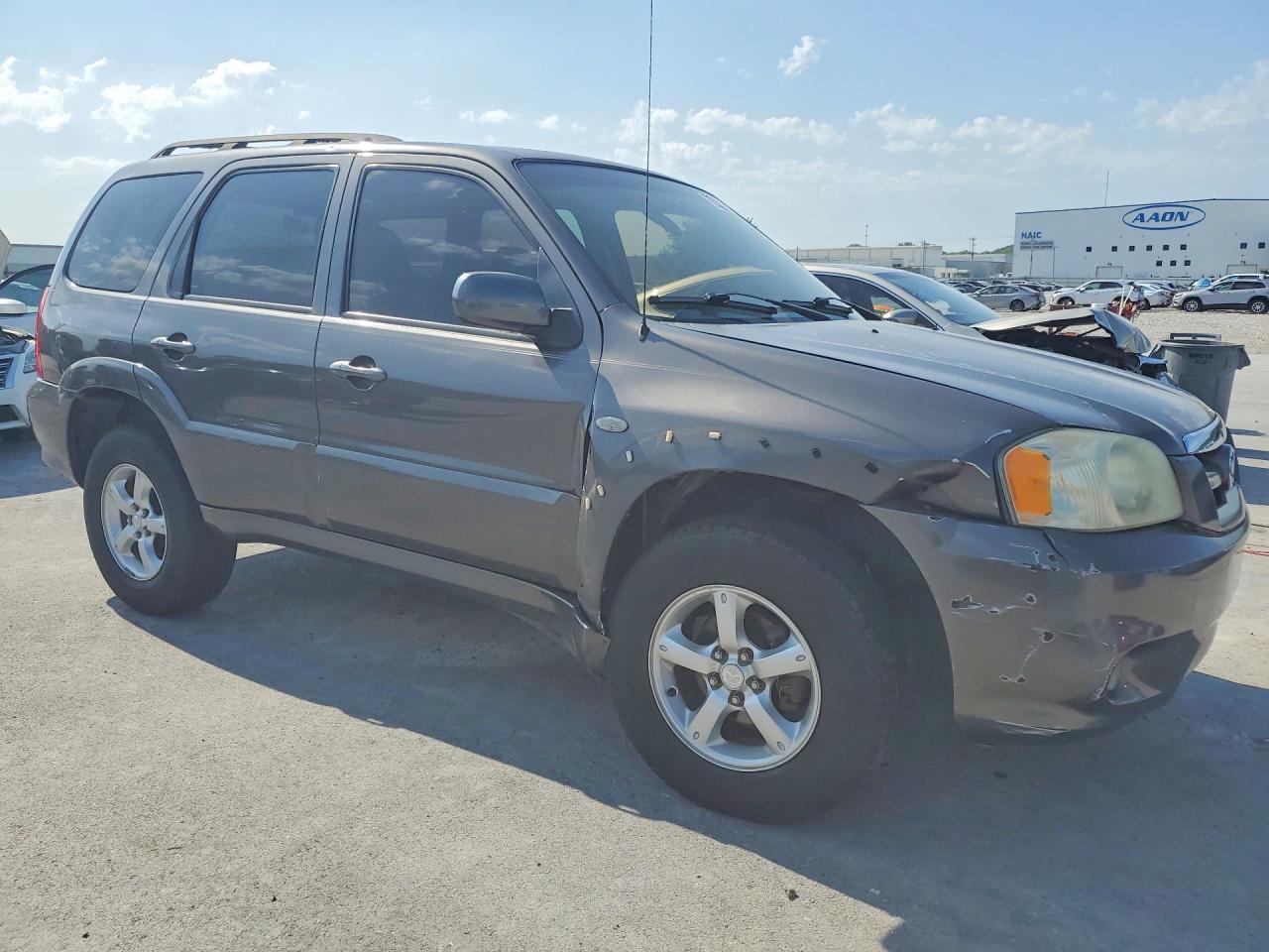 Mazda Tribute I