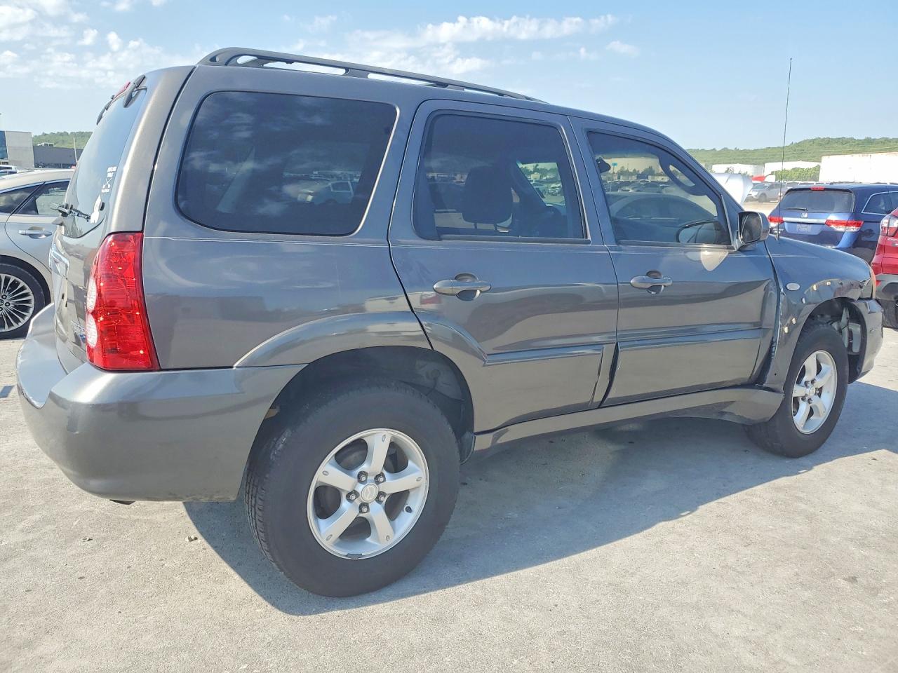 Mazda Tribute I