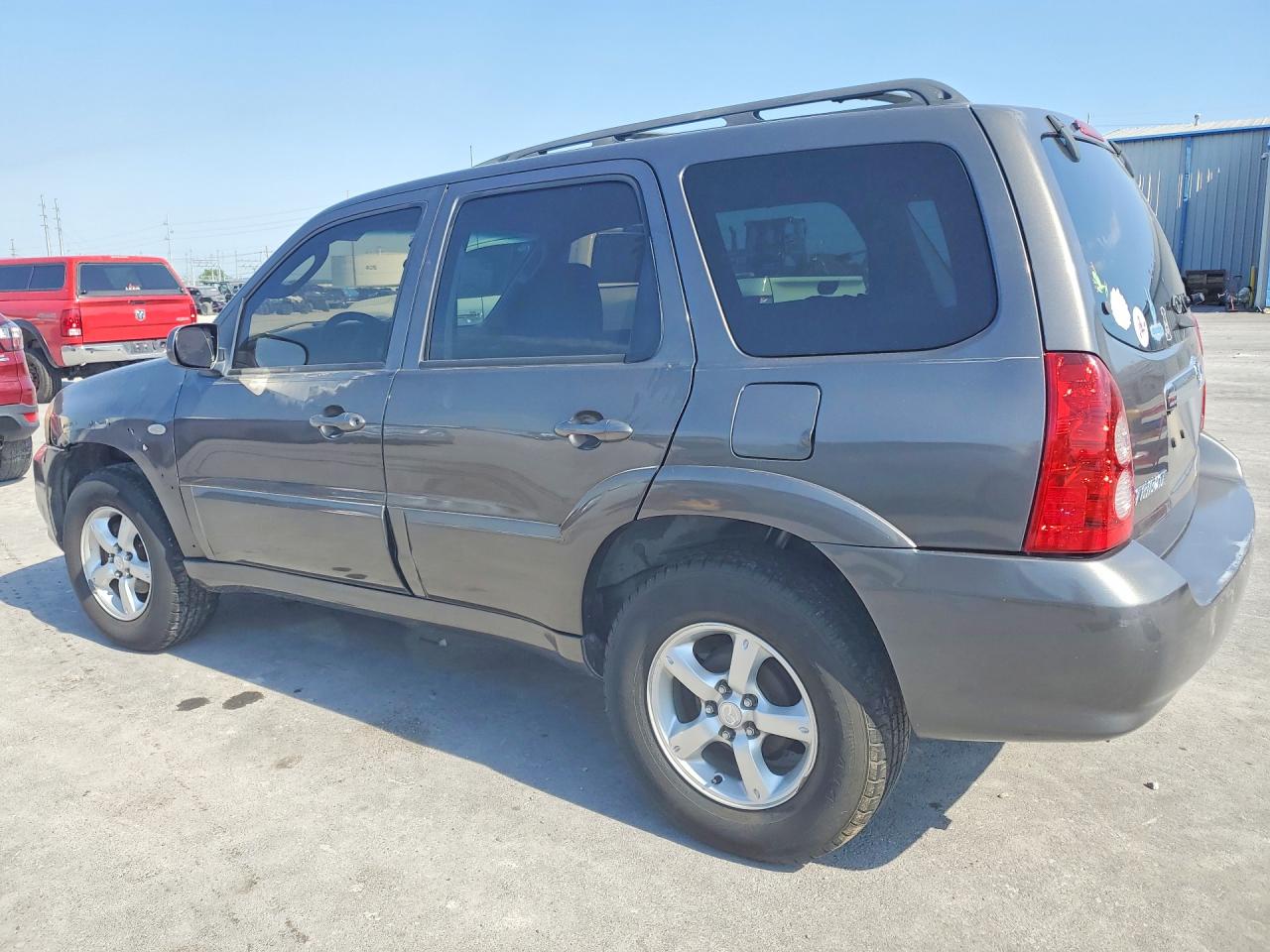 Mazda Tribute I