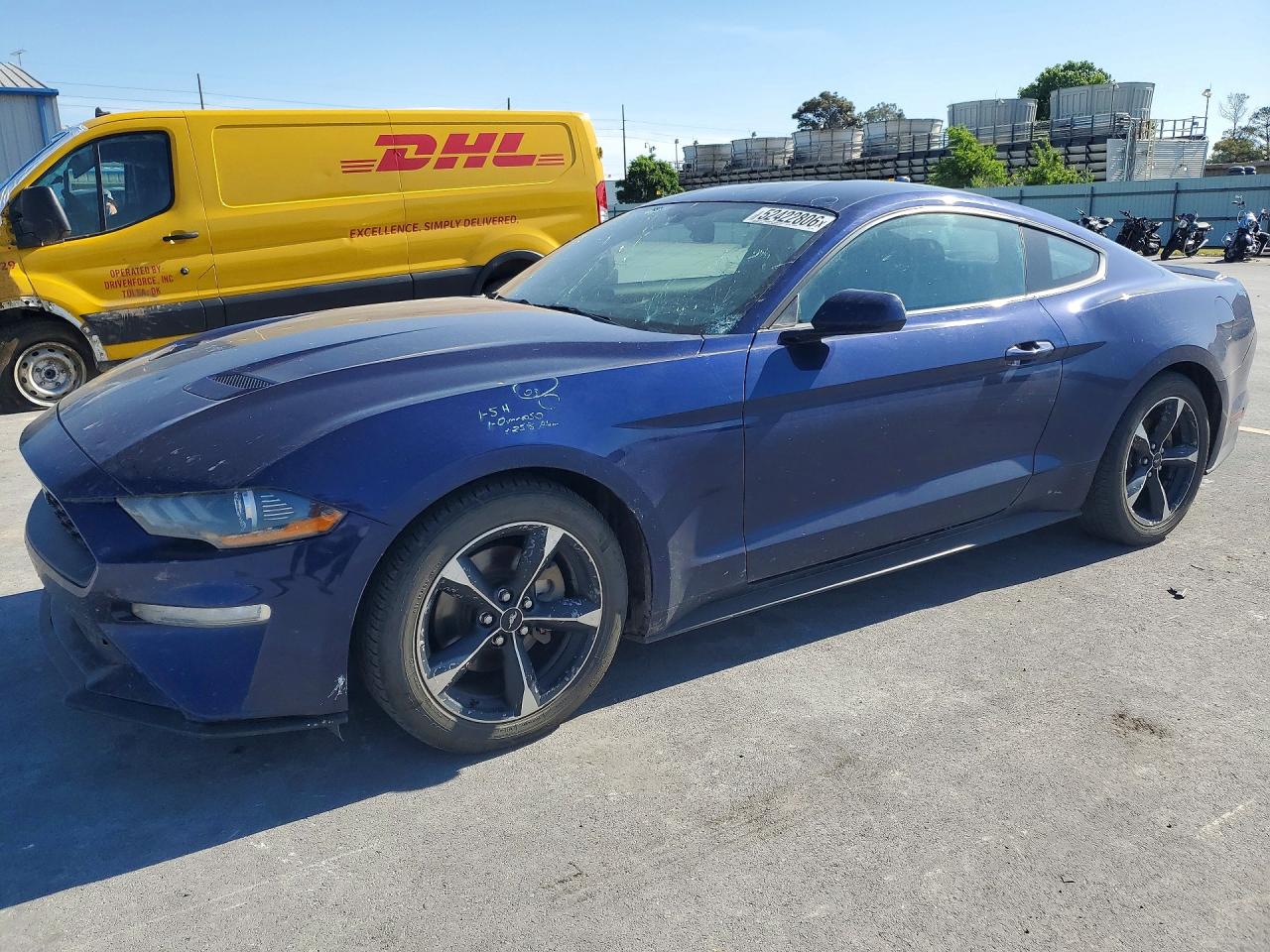 Salvage Ford Mustang Image