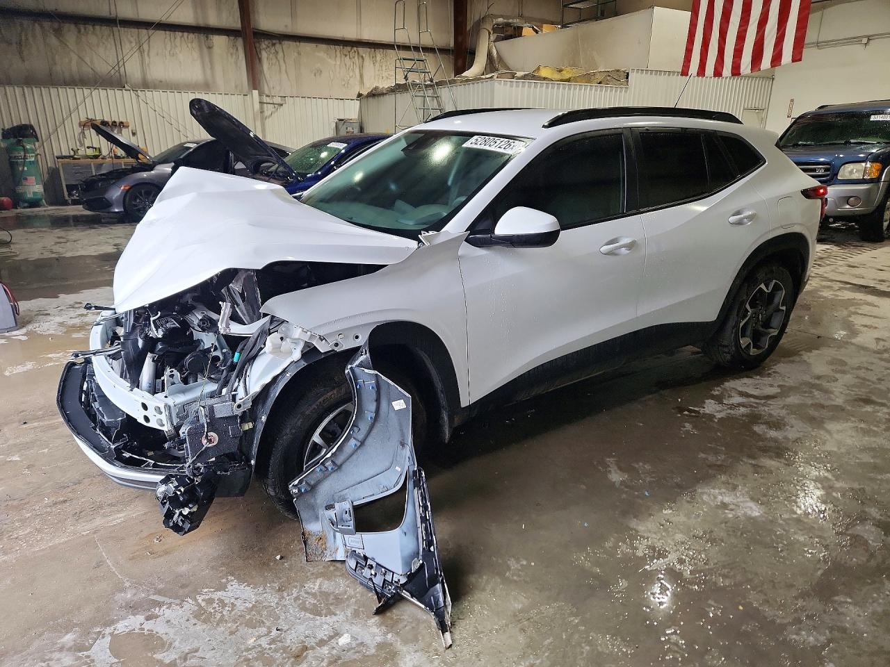 Salvage Chevrolet Trax Image