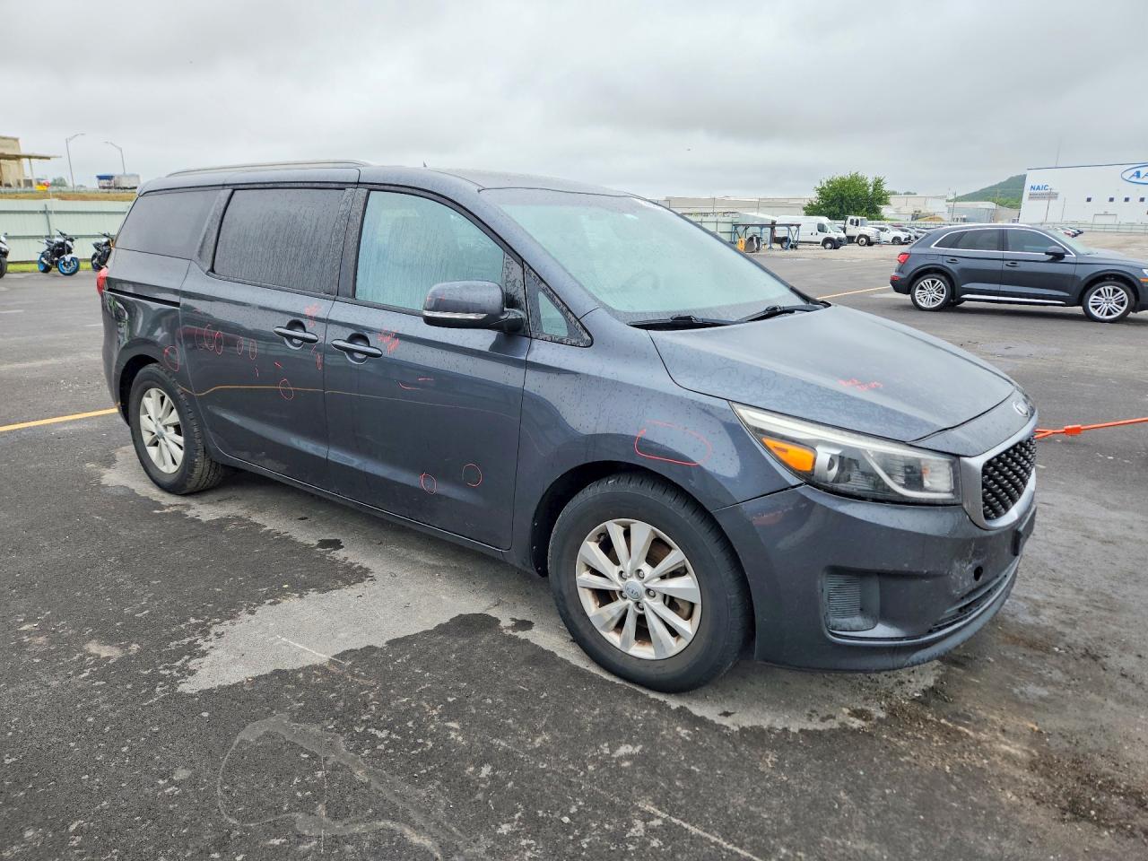 Kia Sedona Lx
