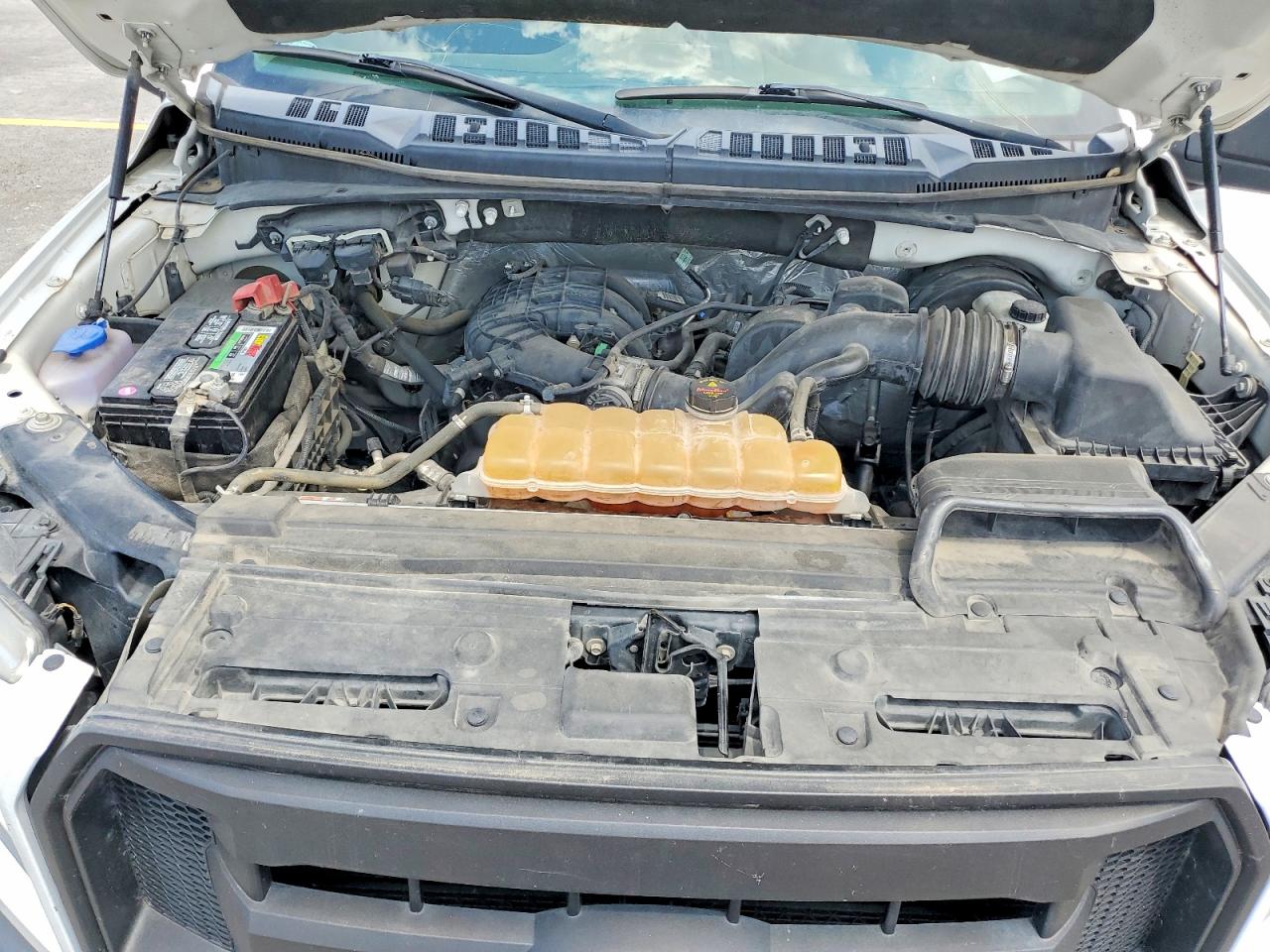 Ford F-150 Super Cab