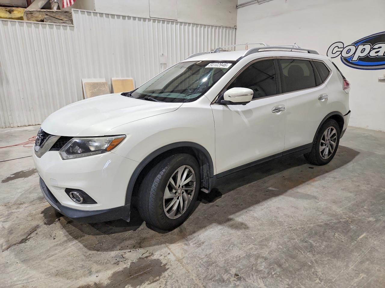 Salvage Nissan Rogue Image