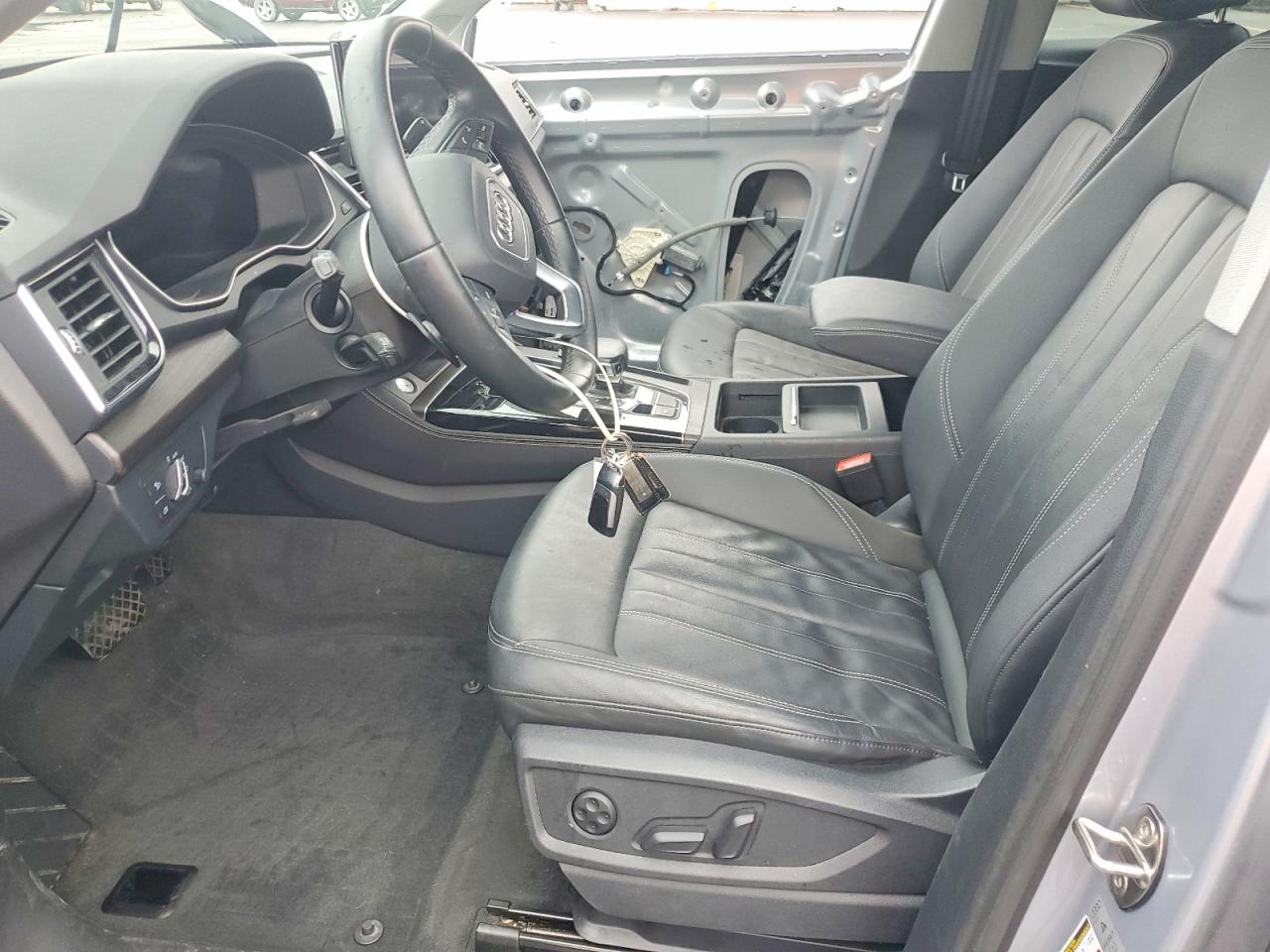 Audi Q5 Premium Plus 45