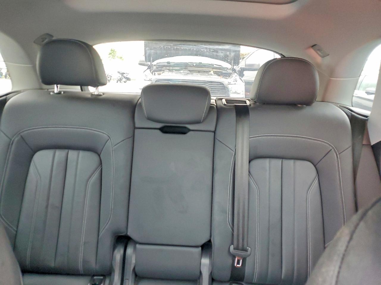 Audi Q5 Premium Plus 45