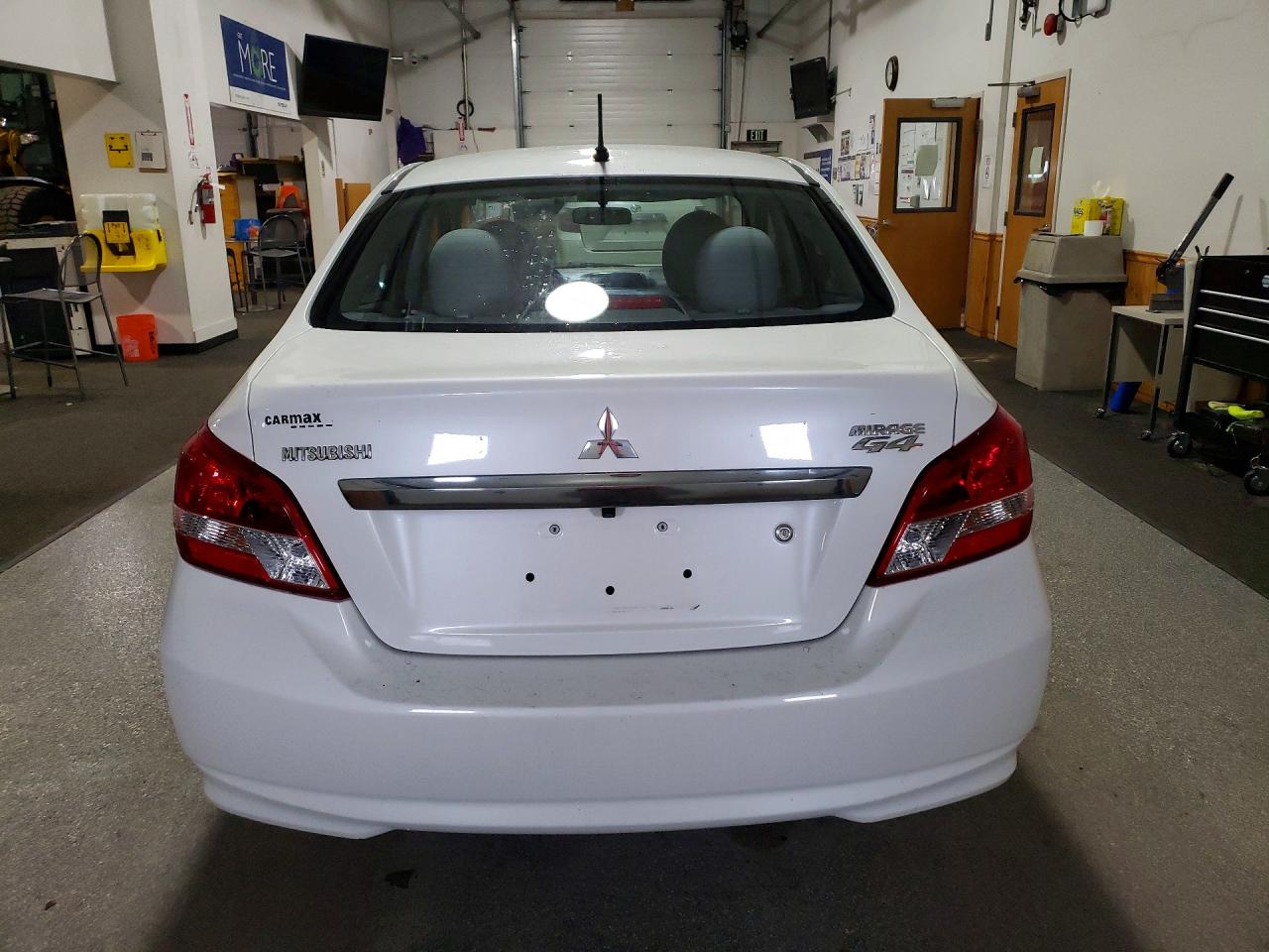 Mitsubishi Mirage G4 Es
