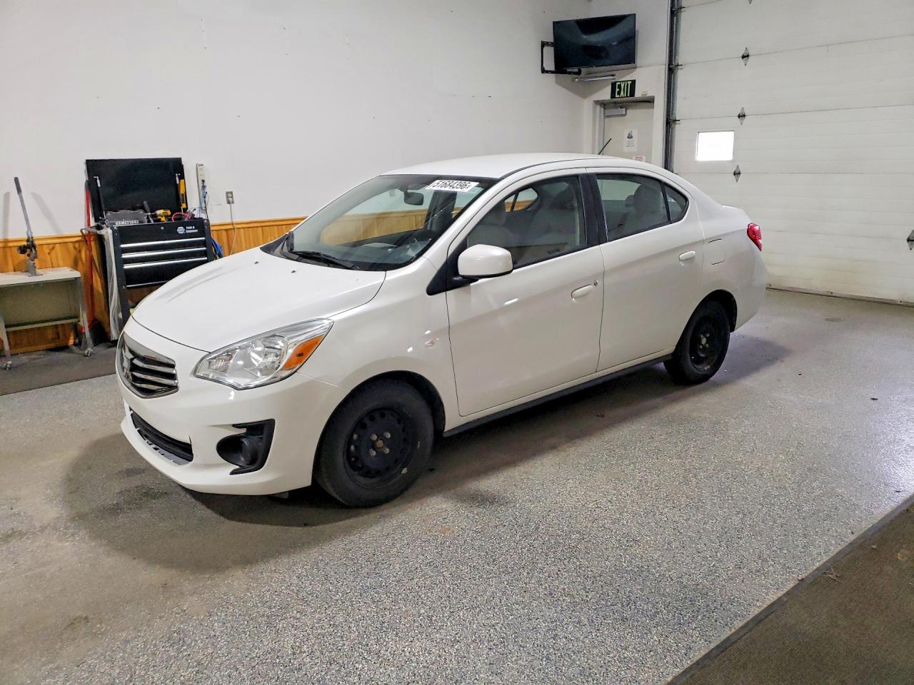 Salvage Mitsubishi Mirage Image