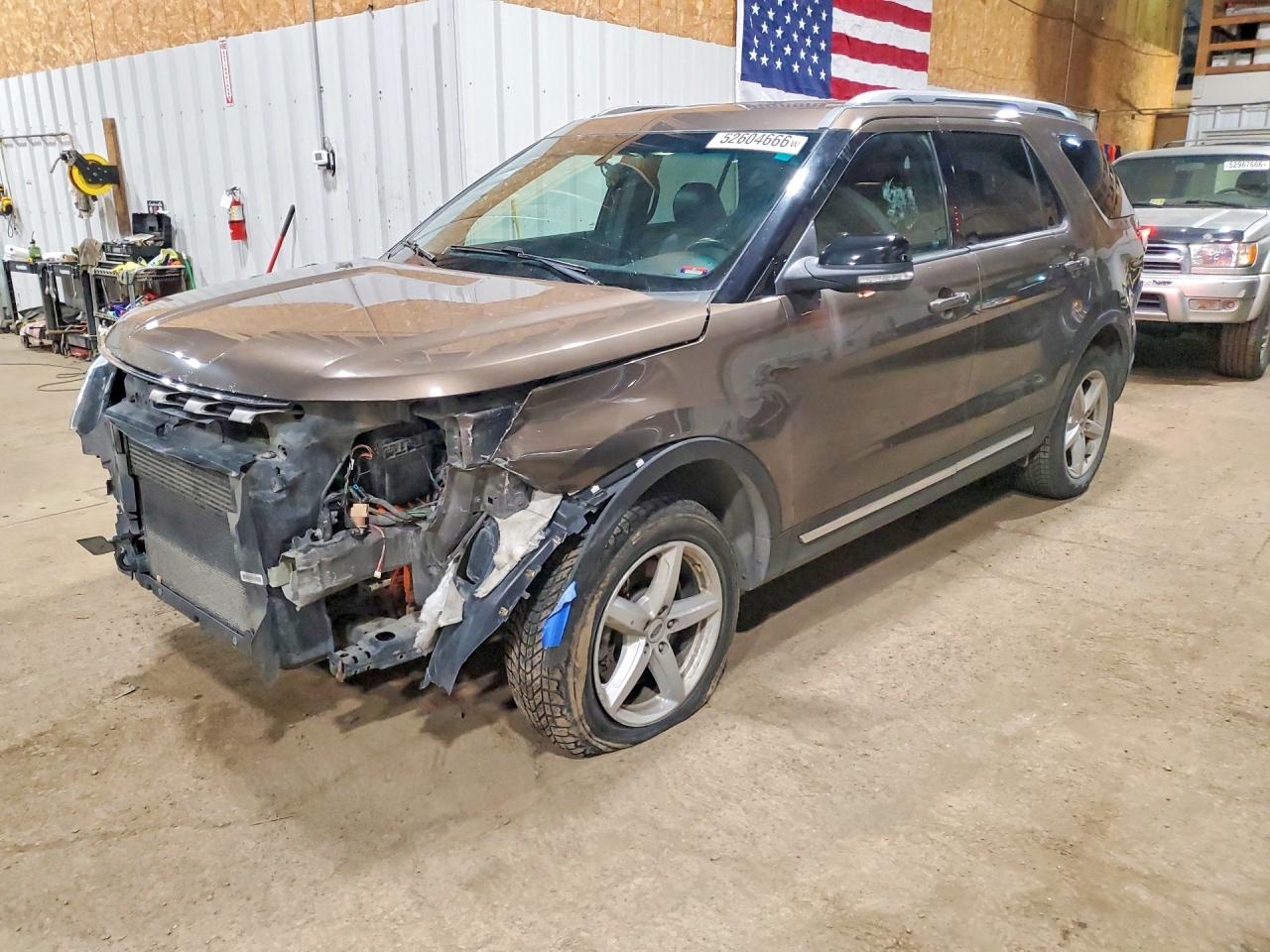 Salvage Ford Explorer Image