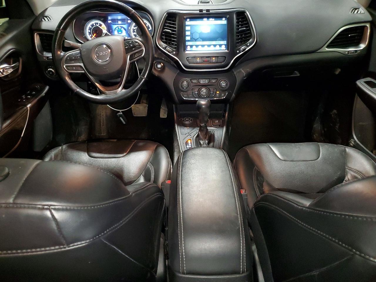 Jeep Grand Cherokee Latitude Lux