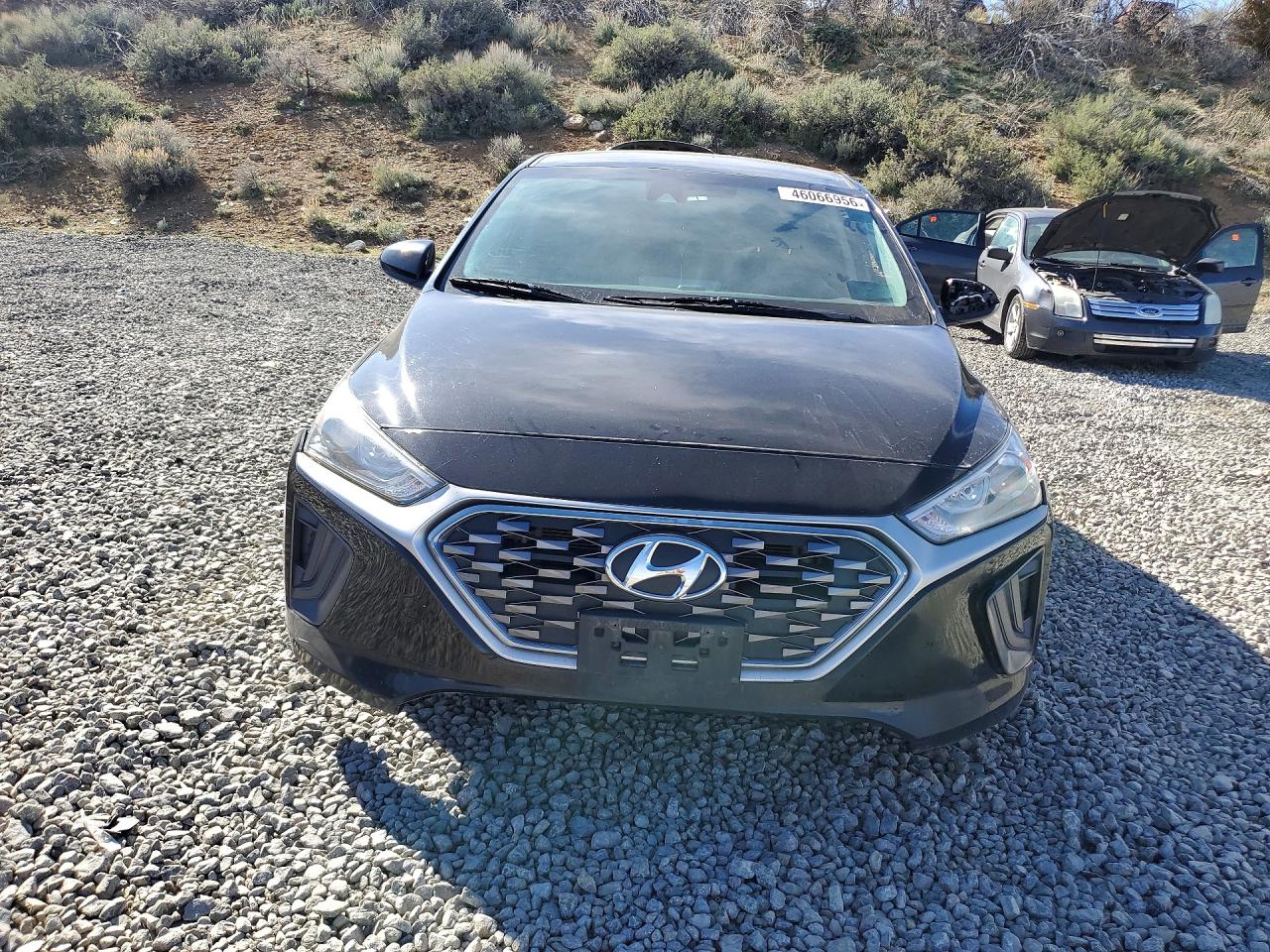 Hyundai Ioniq Blue
