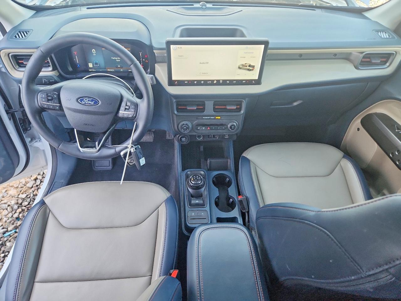 Ford Maverick Lariat