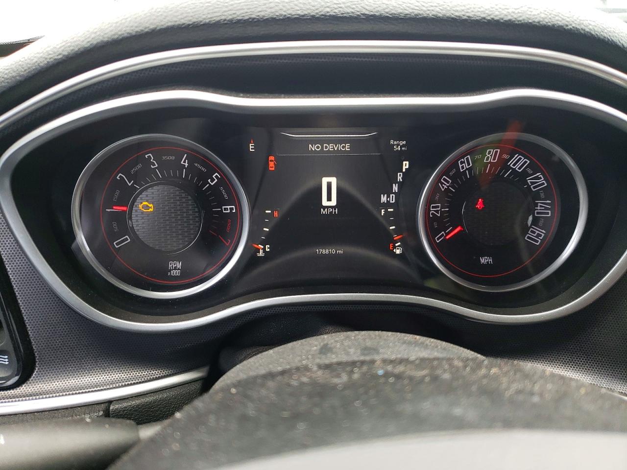 Dodge Challenger Sxt