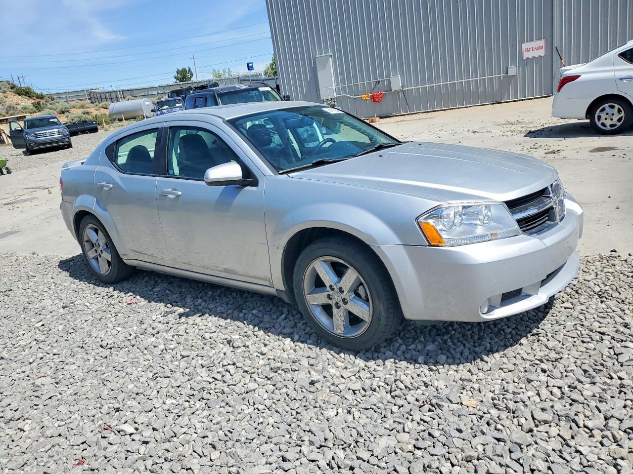 Dodge Avenger R