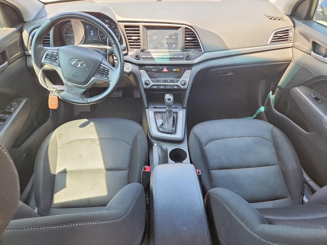 Hyundai ELANTRA Value Edition