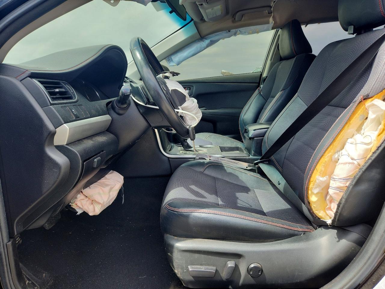 Toyota Camry Se
