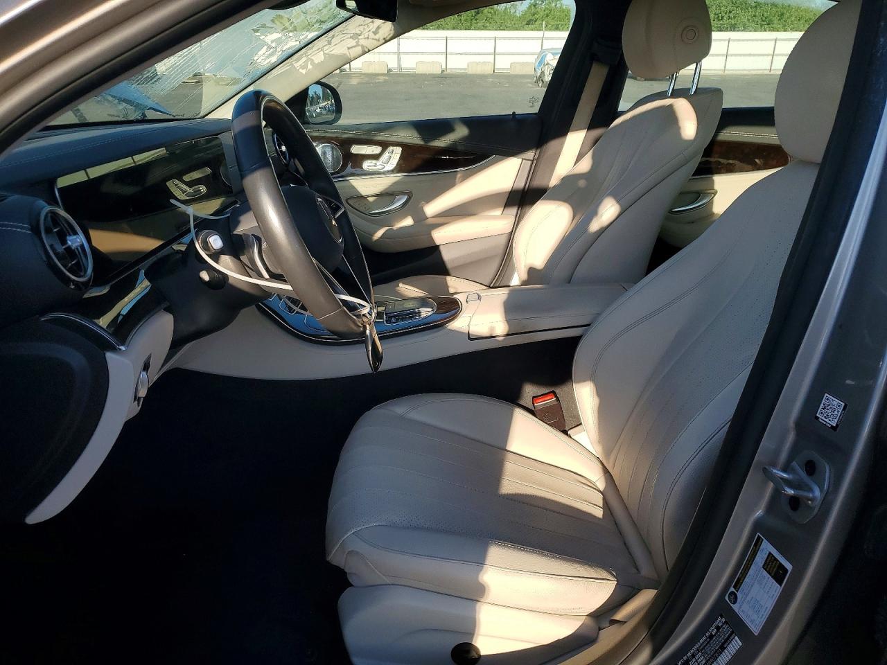 Mercedes-Benz E-Class 350