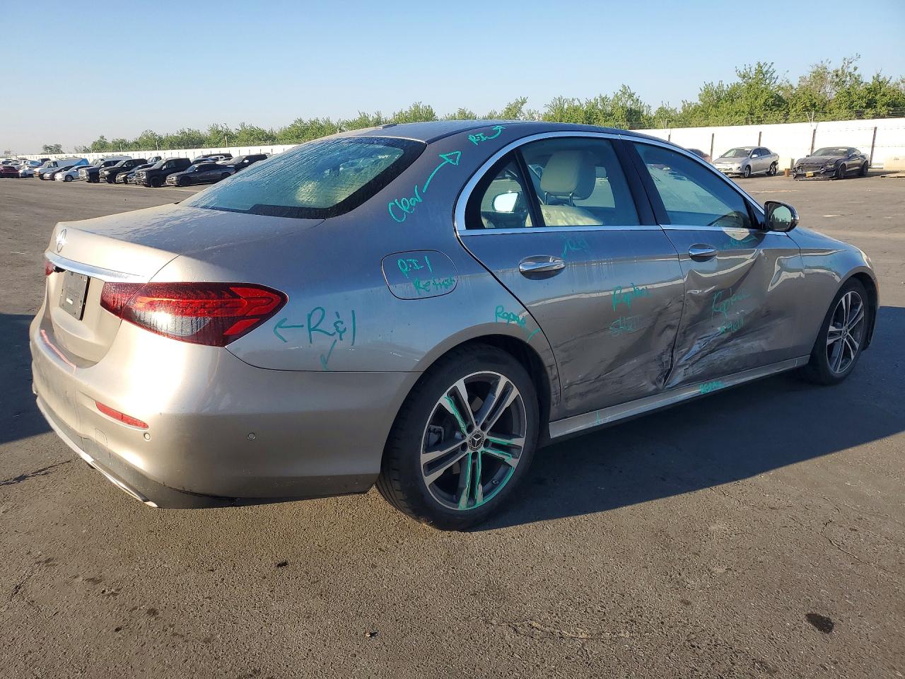 Mercedes-Benz E-Class 350