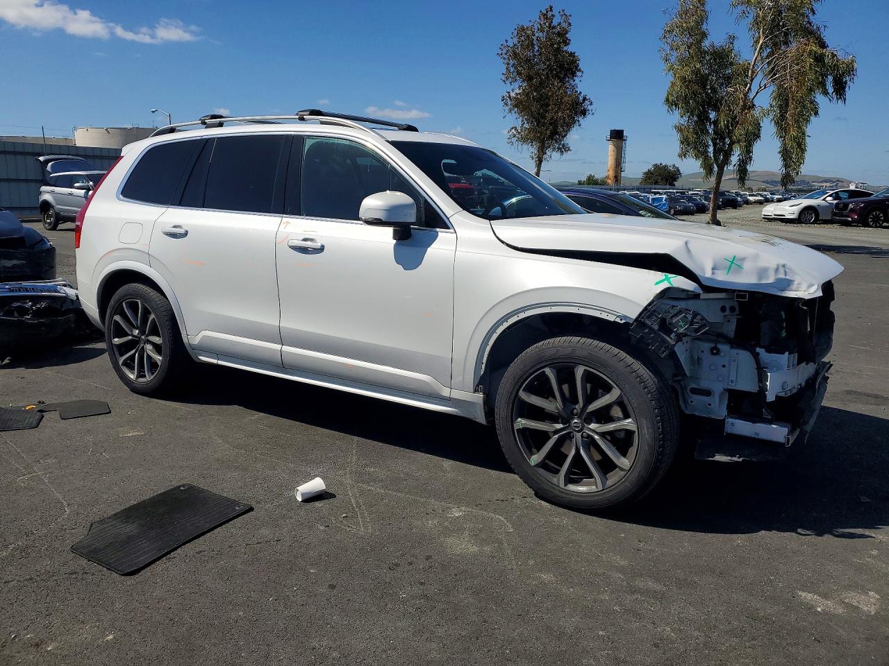 Volvo XC90 T5 Momentum