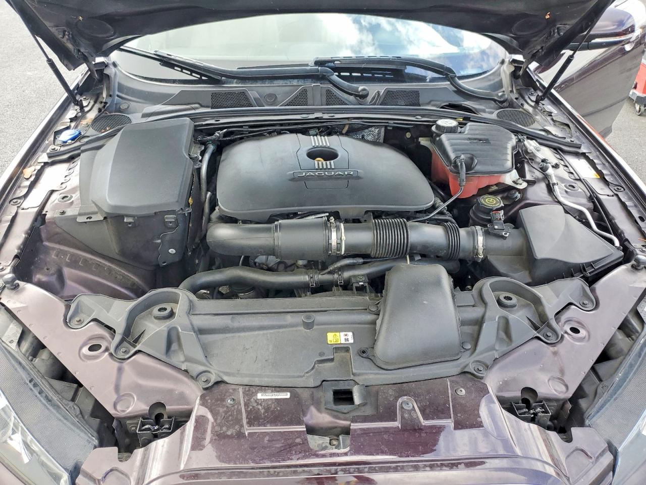 Jaguar XF 2.0t Premium