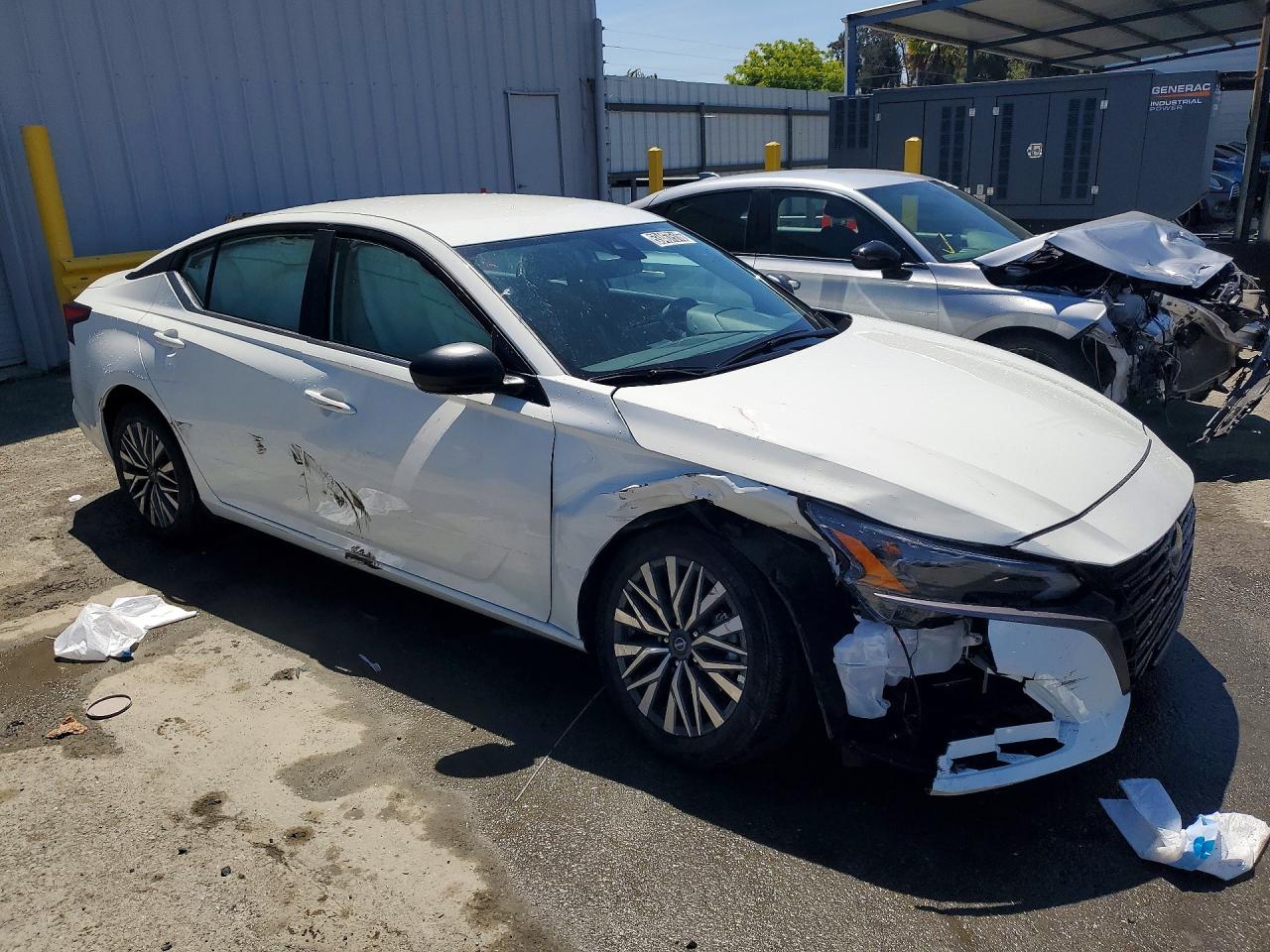 Nissan Altima Sv