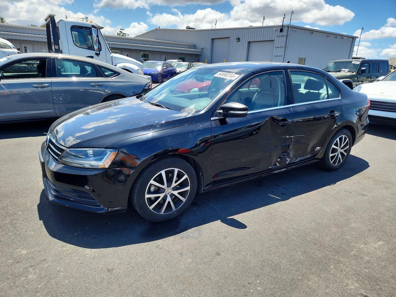 Salvage Volkswagen Jetta Image