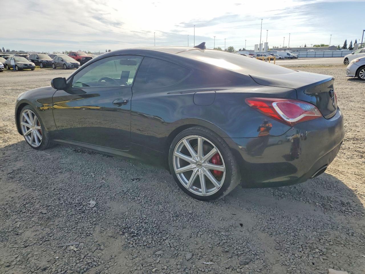 Hyundai Genesis 3.8 R-spec