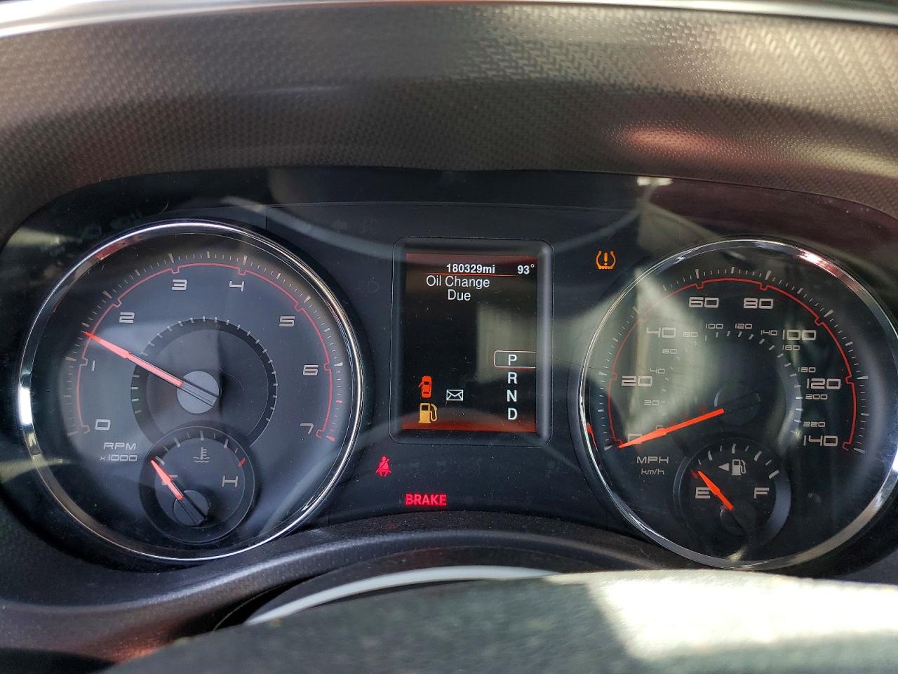 Dodge Charger Se