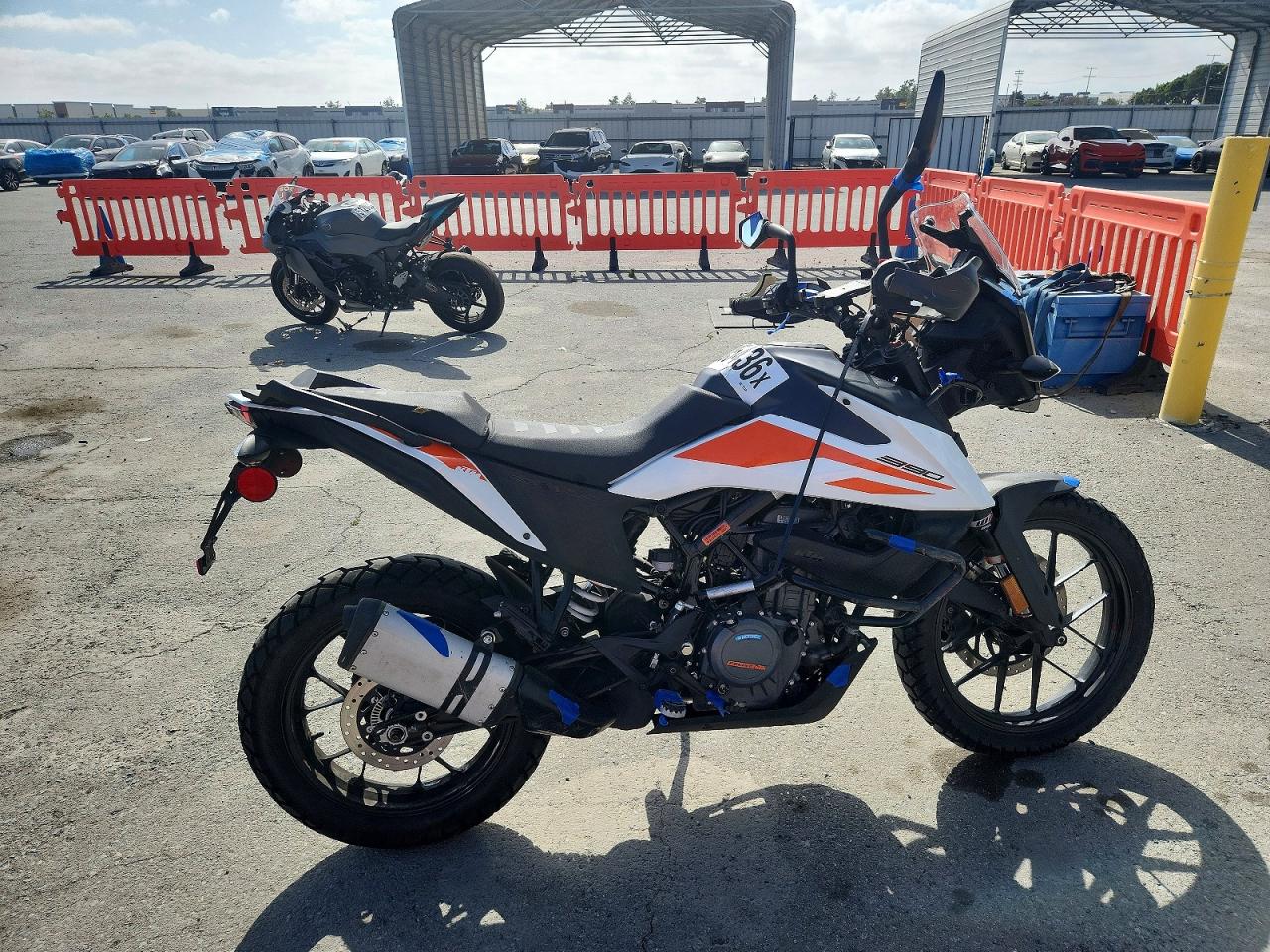 Salvage KTM Motorcycle Image