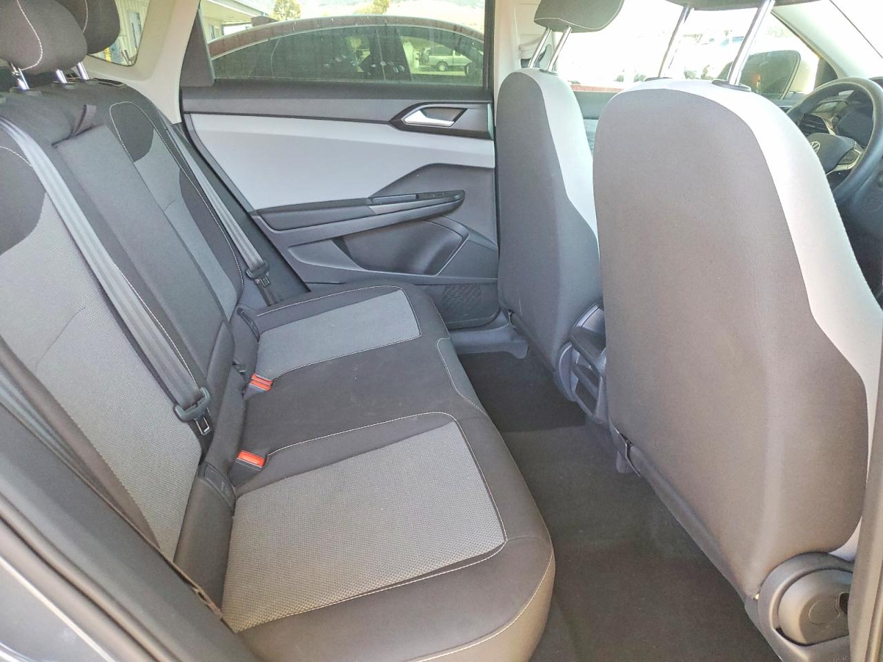 Volkswagen Taos S