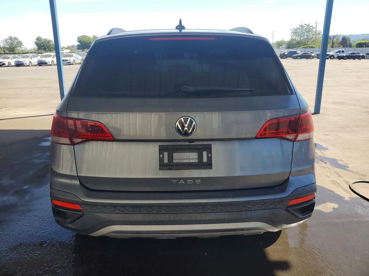 Volkswagen Taos S