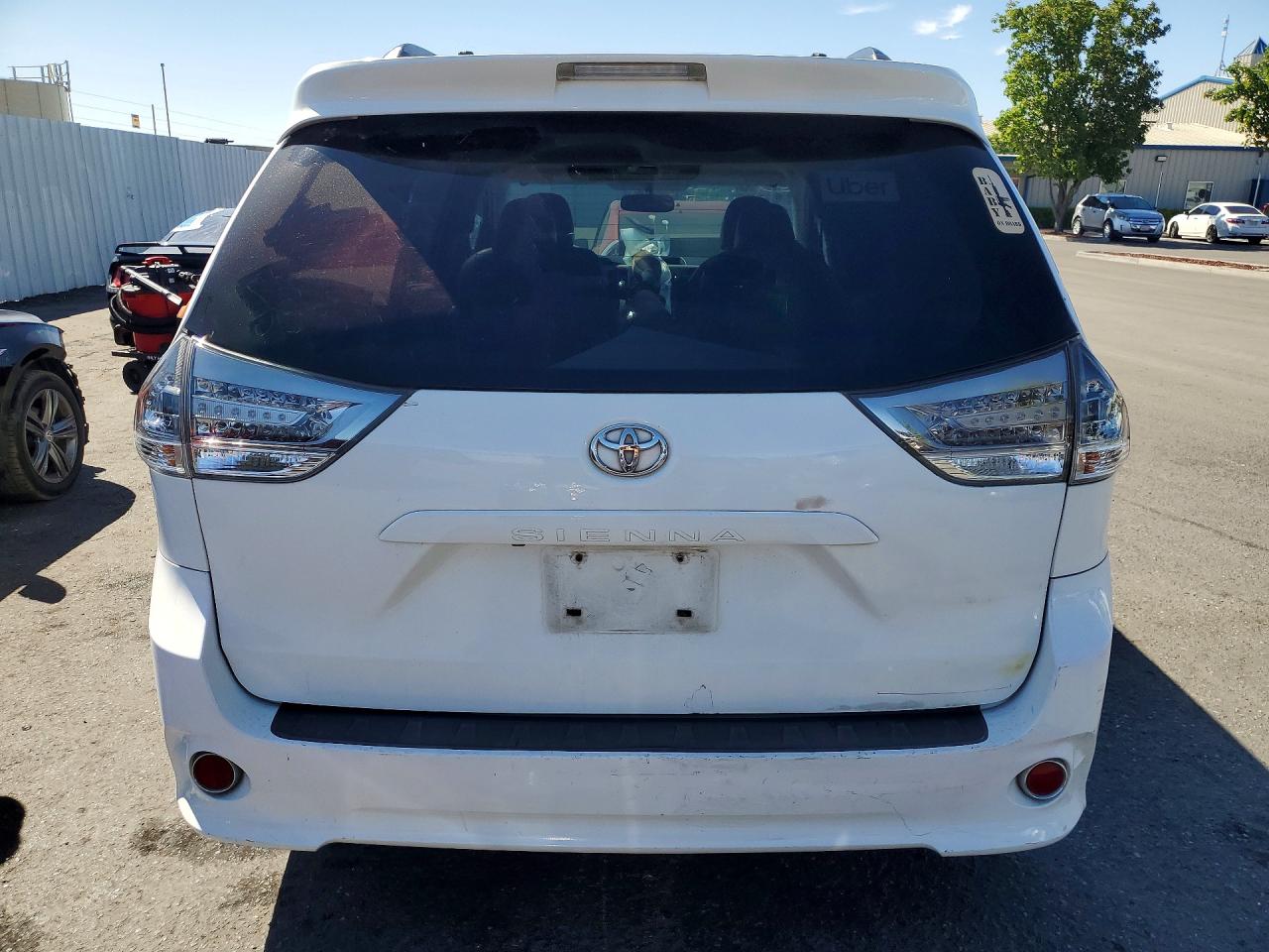Toyota Sienna Sport