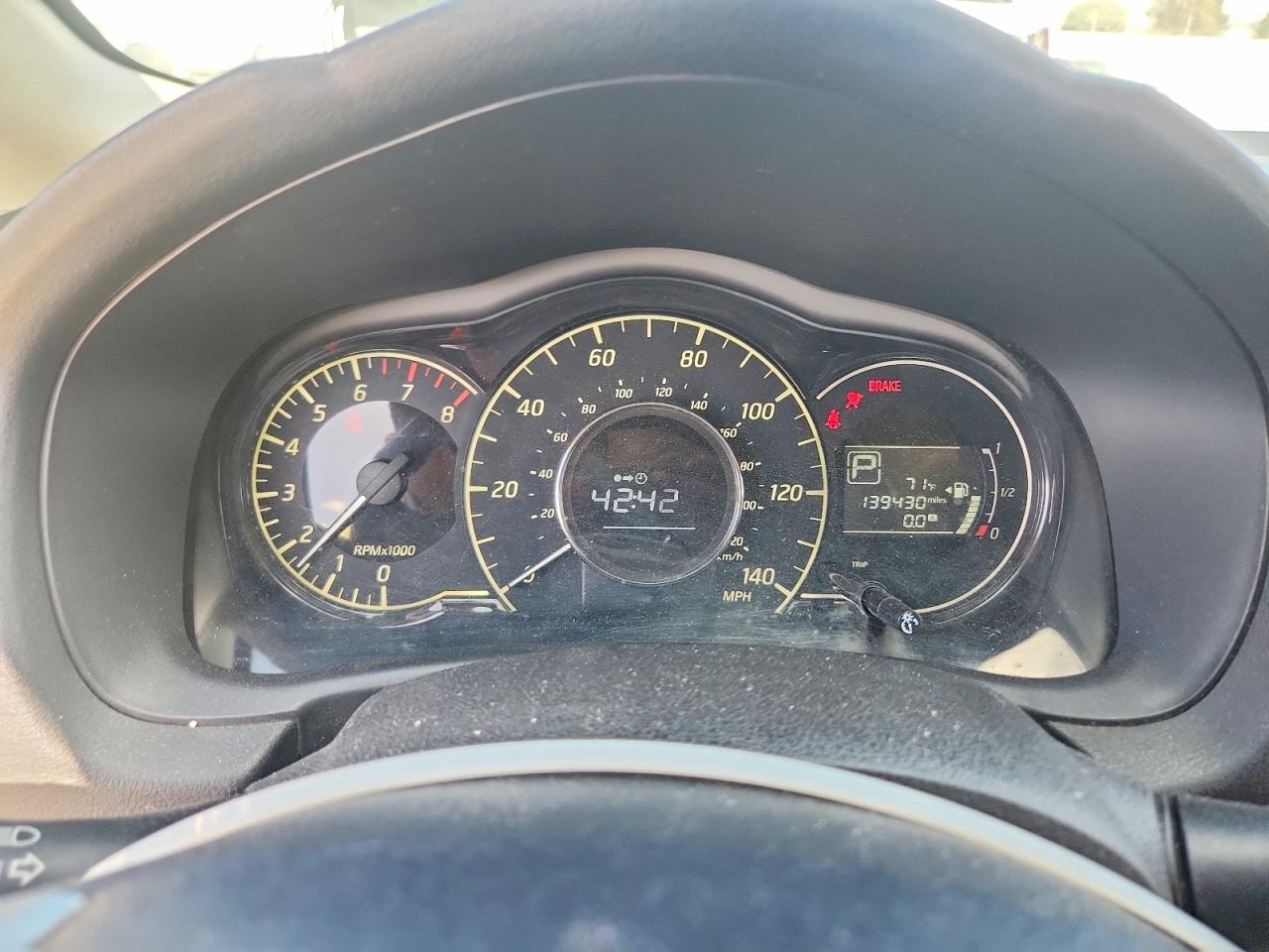 Nissan Versa Sv