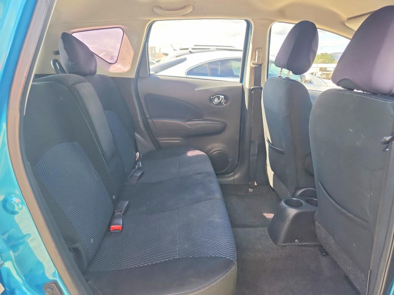 Nissan Versa Sv