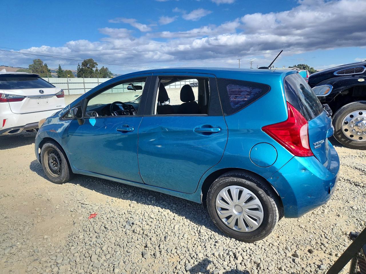 Nissan Versa Sv