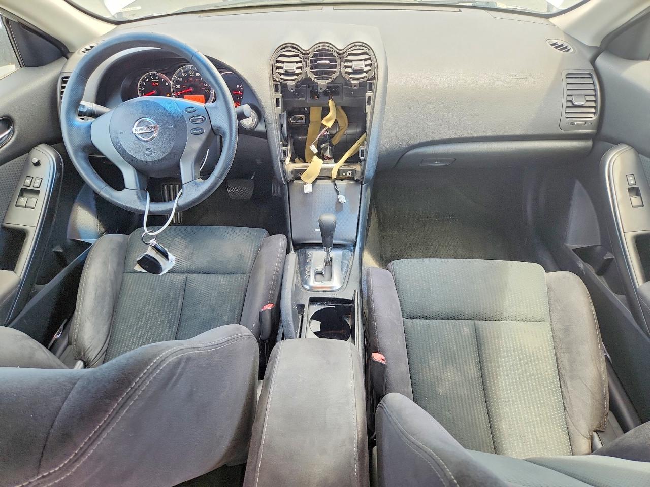 Nissan Altima S